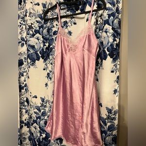 Victoria’s Secret M silky nightie light purple